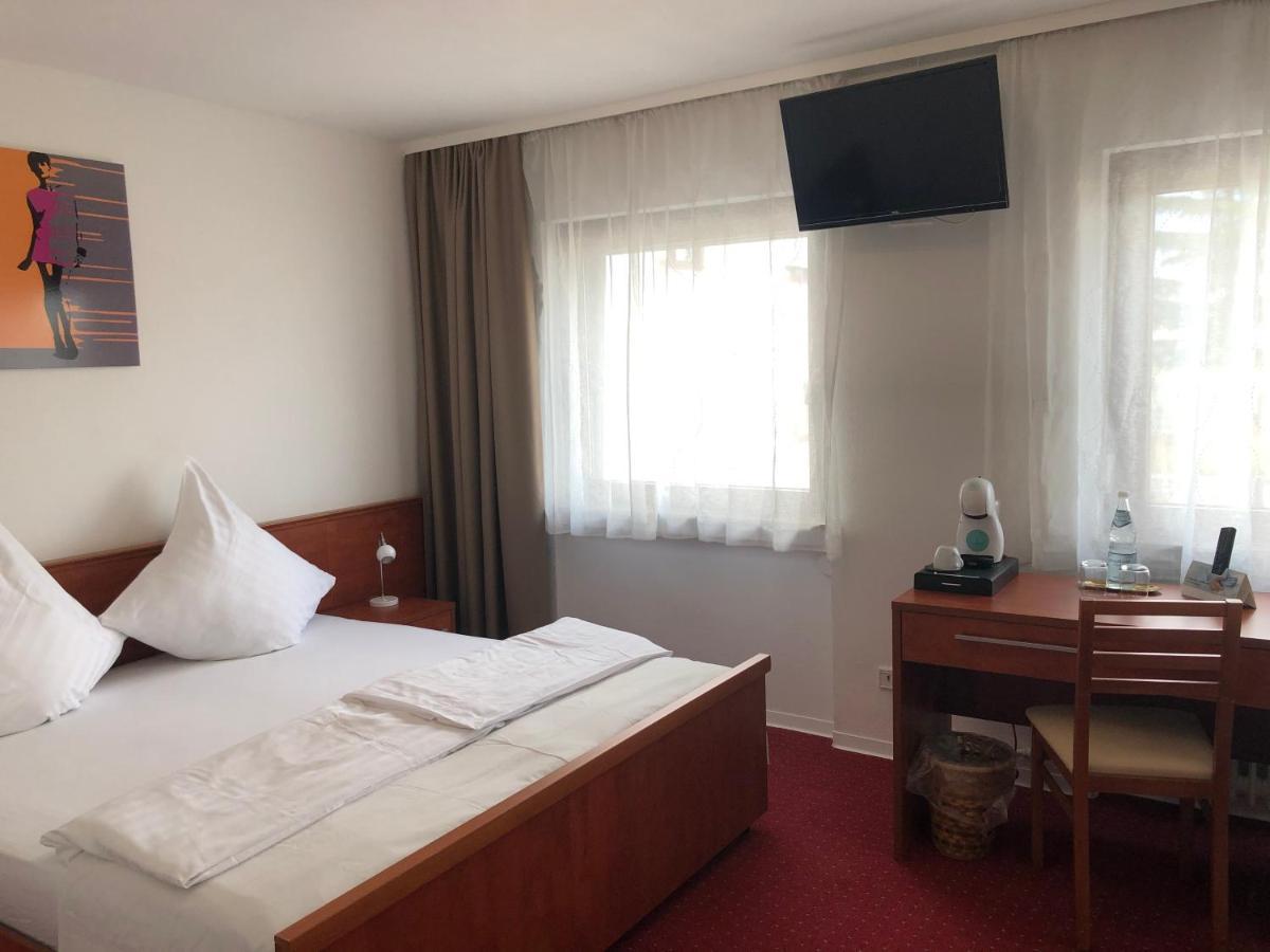 Hotel Blue Plaza Hofheim am Taunus Exterior photo